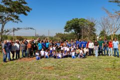 Plantio-Dia-da-Arvore_Lins-14