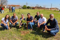 Plantio-Dia-da-Arvore_Lins-15